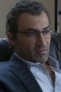 Dr. Farid Shokrani
