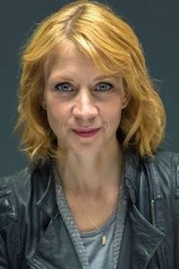 Elena Lange