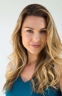 Siobhan Dillon