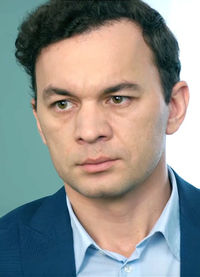 Акмал Гурезов