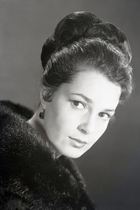 Элина Быстрицкая