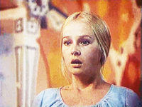 Девушка/Эхо, невеста