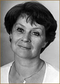 Анна Жарова