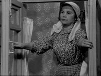 строгая мамаша