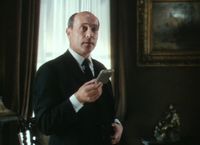 Глютц, судебный исполнитель