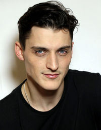 Максим Ханжов