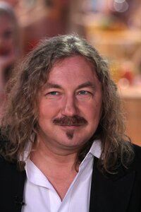 Игорь Николаев