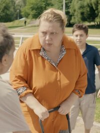 Женщина с унитазом