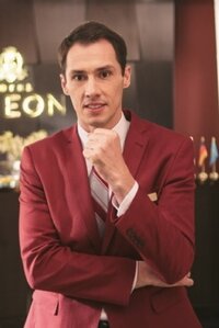 Егор, портье