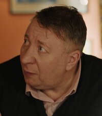 Мужик в баре