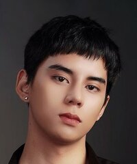 Khunnaphat Jaroenchim