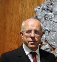 Dr James Adeley