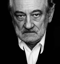 Богдан Ступка