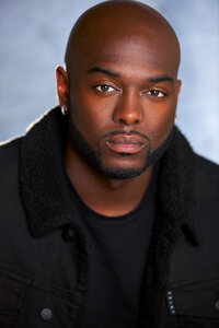 Chris Sakyi