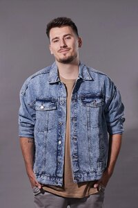 Дмитрий Пур