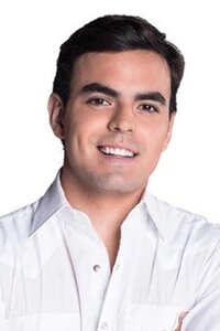 Adriano Zendejas