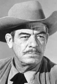 Glenn Strange
