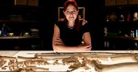 The Greatest Discoveries: 1 The Earliest Settlers
