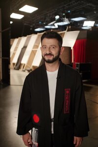 Михаил Галустян