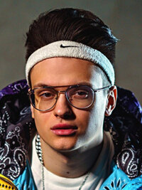 Слава Бустер