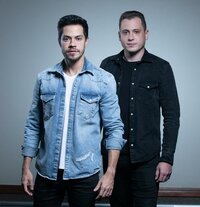 Henry &amp; Klauss