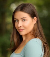 Zoe Armer