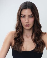 Norma Nivia