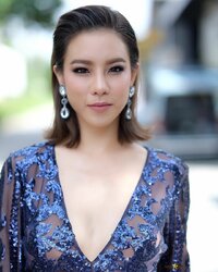 Cris Horwang️️️️️️