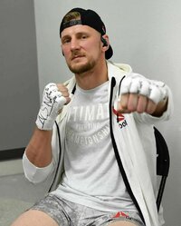 Александр Волков