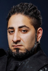 Ариэль Грант