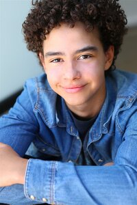 Evan Nikolas Fields