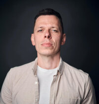 Lee Comley