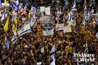 Hamas Executes Hostages, Israelis Protest Netanyahu