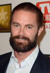 Garret Dillahunt