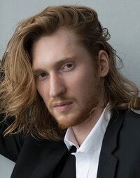 Александр Иванов