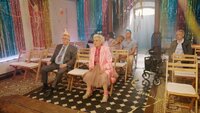 Folge 2 u. a. mit Christine Neubauer, Heino Ferch und Hannes Jaenicke