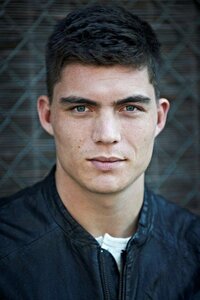 Zane Holtz