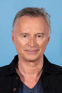 Robert Carlyle