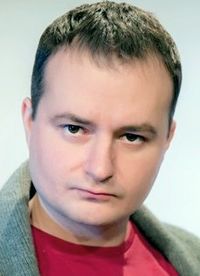 Денис Попов