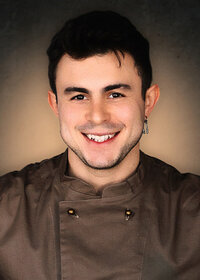 Антон Дмитриев