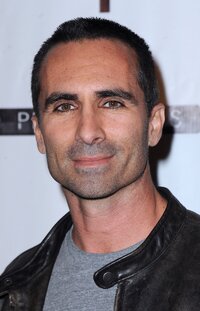 Néstor Carbonell