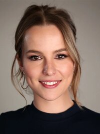 Bridgit Mendler