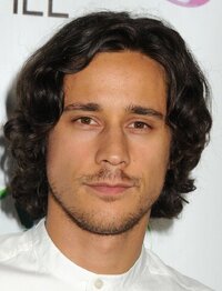 Peter Gadiot