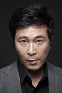Dukhyun Cho