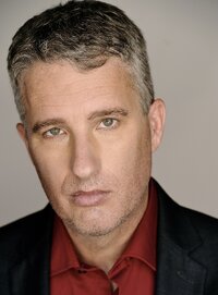Stephen Thomas
