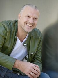Bernhard Aichner