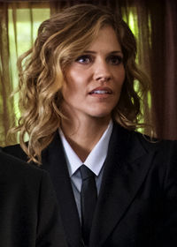 Agent Angela Lange