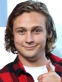 Logan Miller