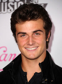 Beau Mirchoff