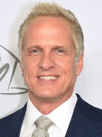 Patrick Fabian